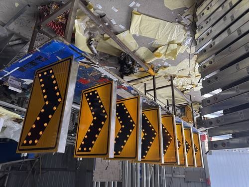 安徽太阳能交通标牌的核心部件是电池,电池多久